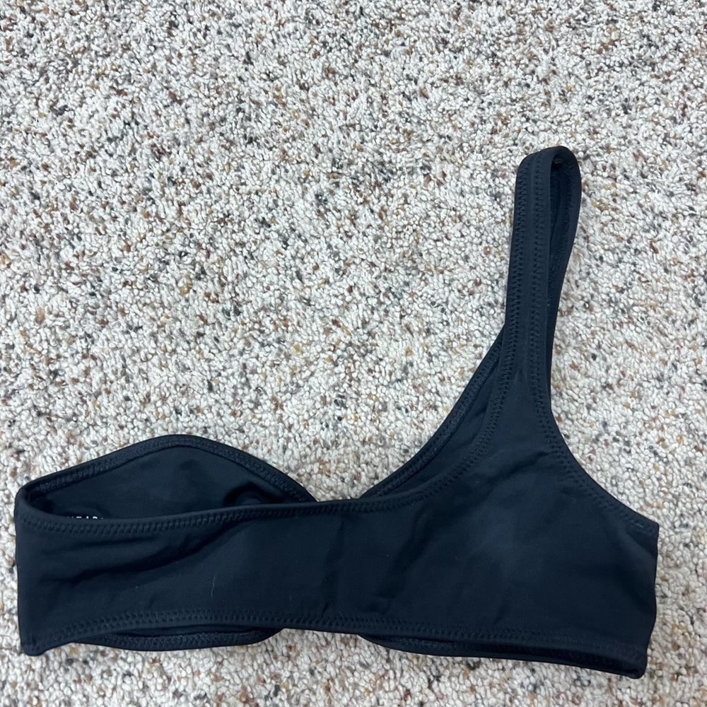 Black LA hearts bikini swimming top - Picture 3 of 4